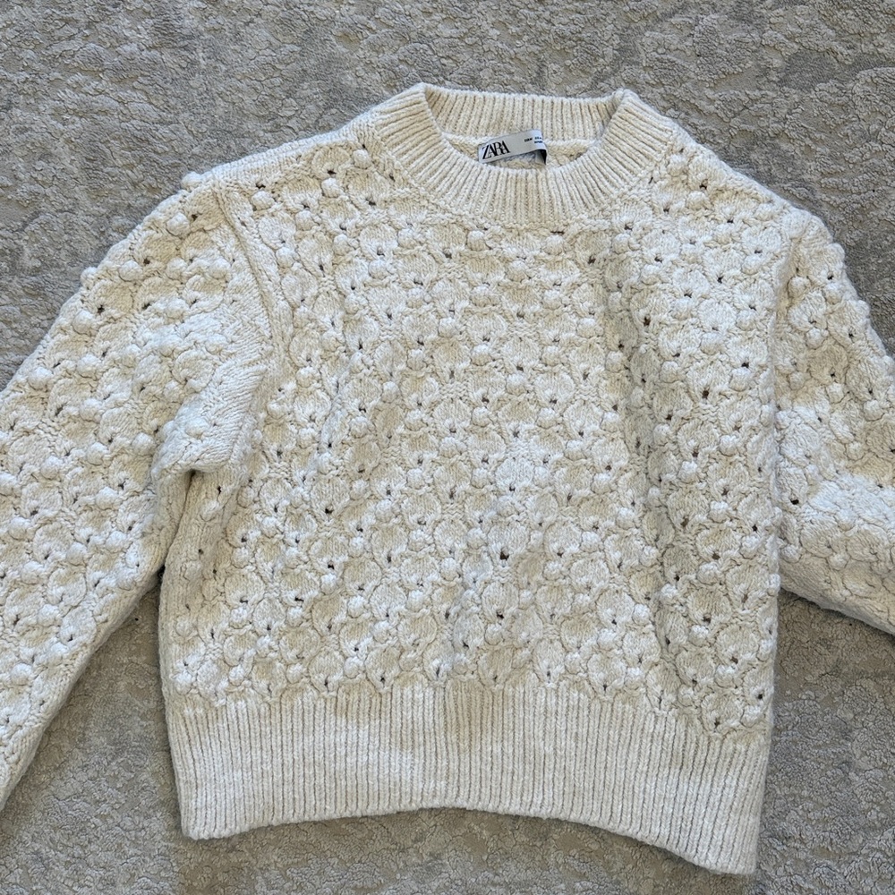 Zara Off-White Textured Pullover